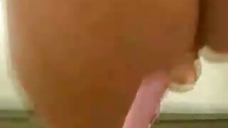 ແຟນສາວຂີ້ໝ້ຽງ Deepthroat And Fucks A Huge Cock video (Sarah Banks) - 2022-03-09 01:40:06